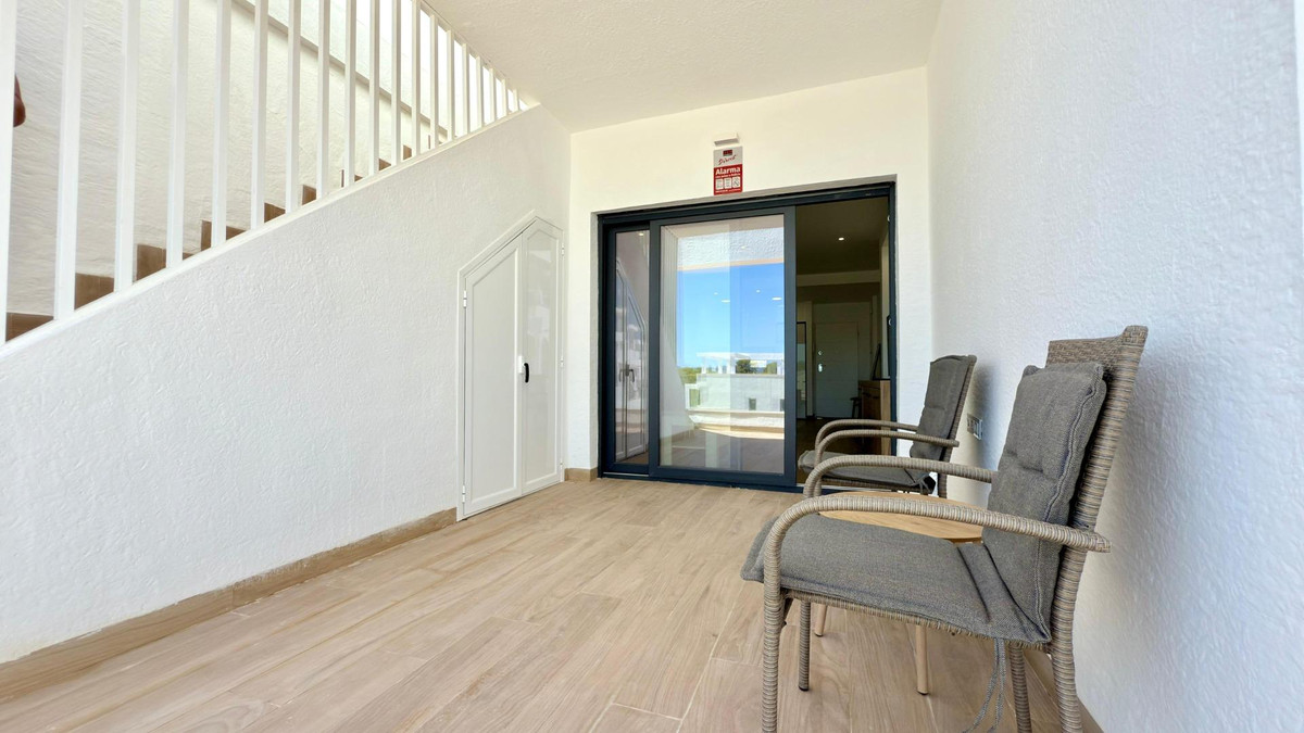 Se vende Ático de 2 dormitorios en Costa Blanca, Alicante, España