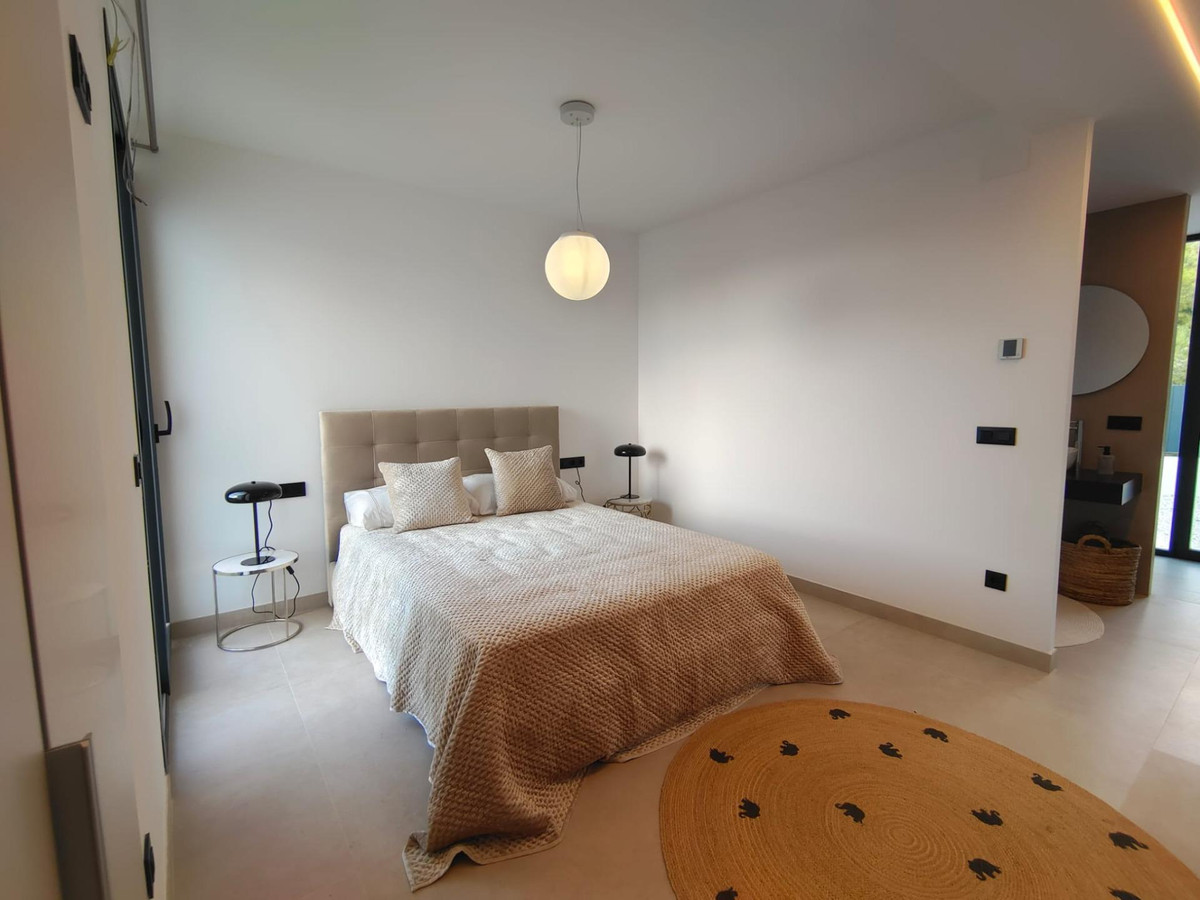 4 Bed Townhouse for sale in Finestrat Costa Blanca, Alicante, Spain
