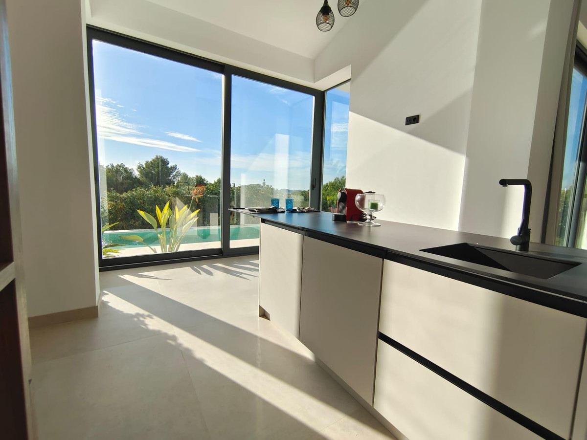 4 Bed Townhouse for sale in Finestrat Costa Blanca, Alicante, Spain