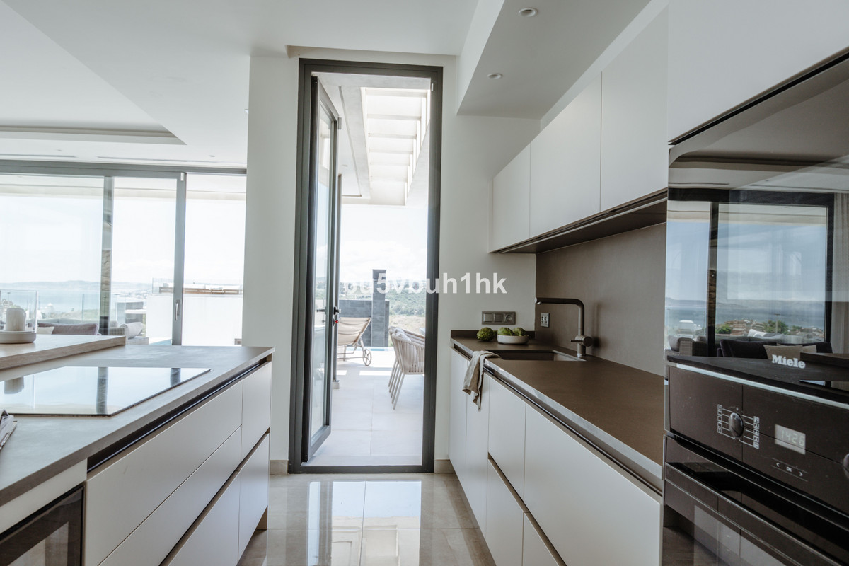 5 Bed Townhouse for sale in Estepona Costa Del Sol, Málaga, Spain