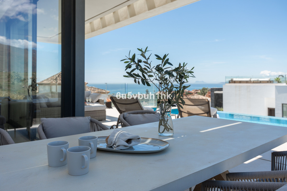 5 Bed Townhouse for sale in Estepona Costa Del Sol, Málaga, Spain