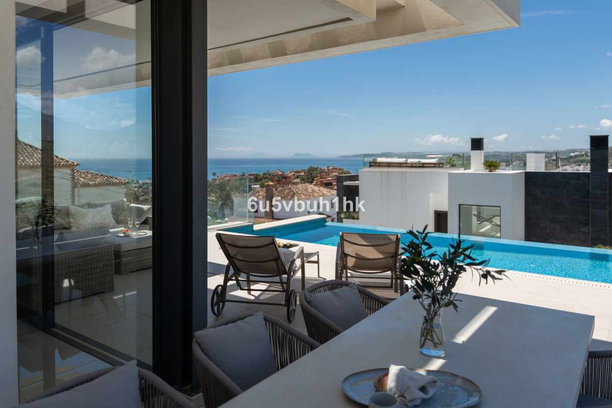 5 Bed Townhouse for sale in Estepona Costa Del Sol, Málaga, Spain