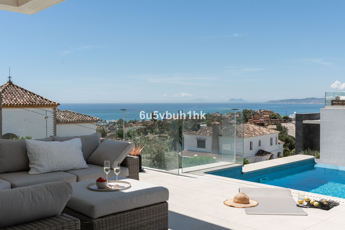 5 Bed Townhouse for sale in Estepona Costa Del Sol, Málaga, Spain