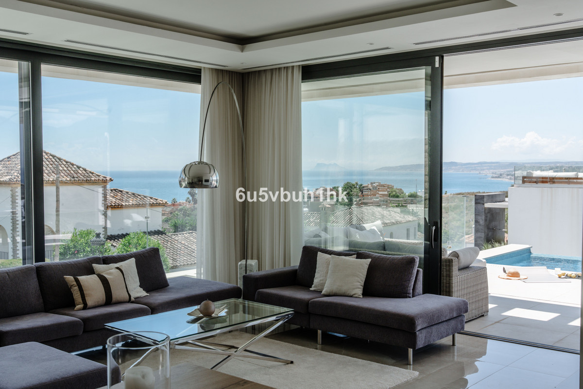 5 Bed Townhouse for sale in Estepona Costa Del Sol, Málaga, Spain