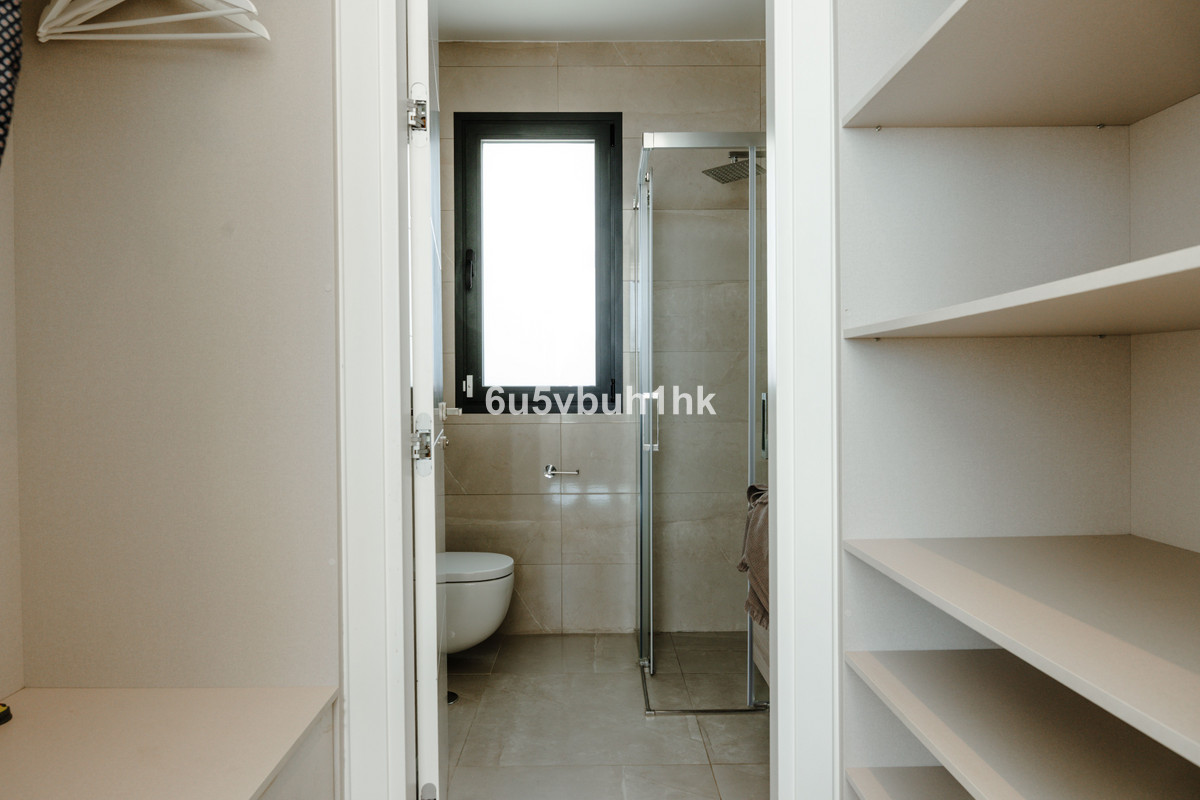 5 Bed Townhouse for sale in Estepona Costa Del Sol, Málaga, Spain
