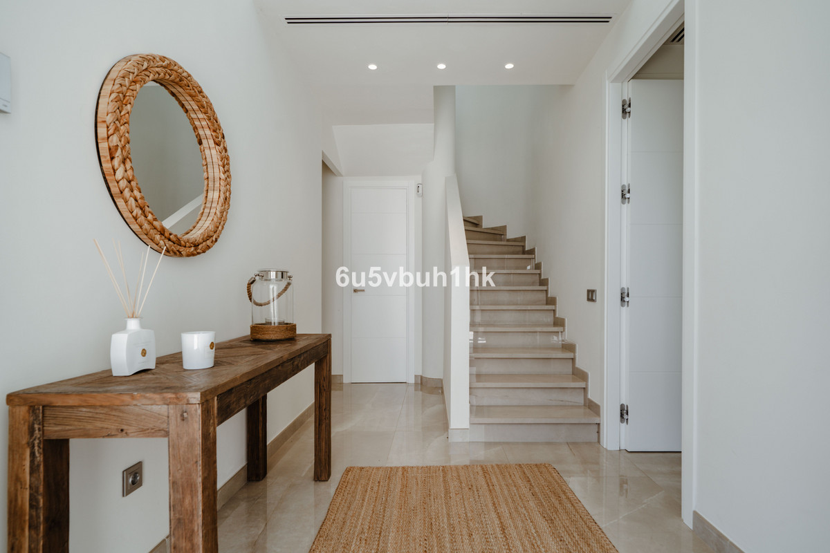 5 Bed Townhouse for sale in Estepona Costa Del Sol, Málaga, Spain
