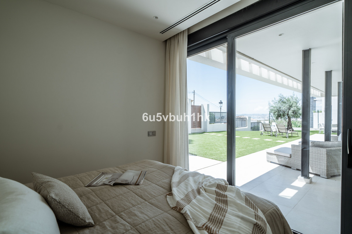 5 Bed Townhouse for sale in Estepona Costa Del Sol, Málaga, Spain