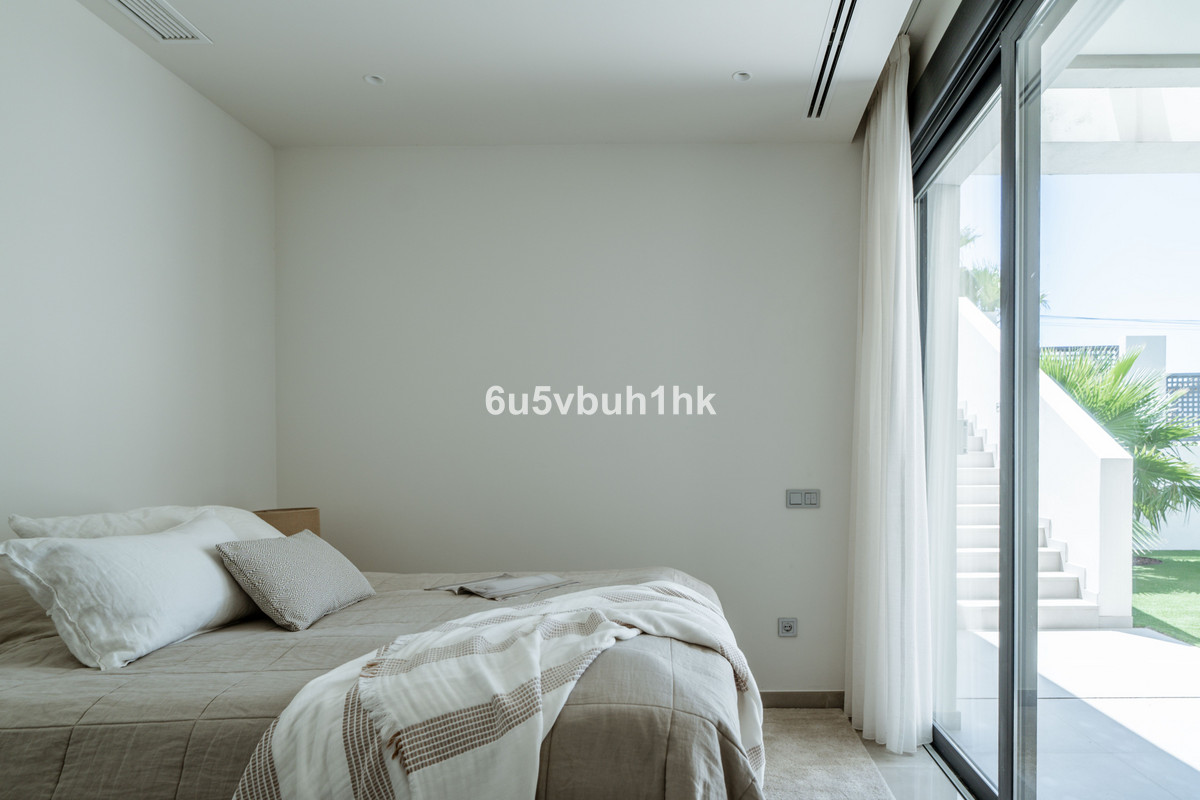 5 Bed Townhouse for sale in Estepona Costa Del Sol, Málaga, Spain