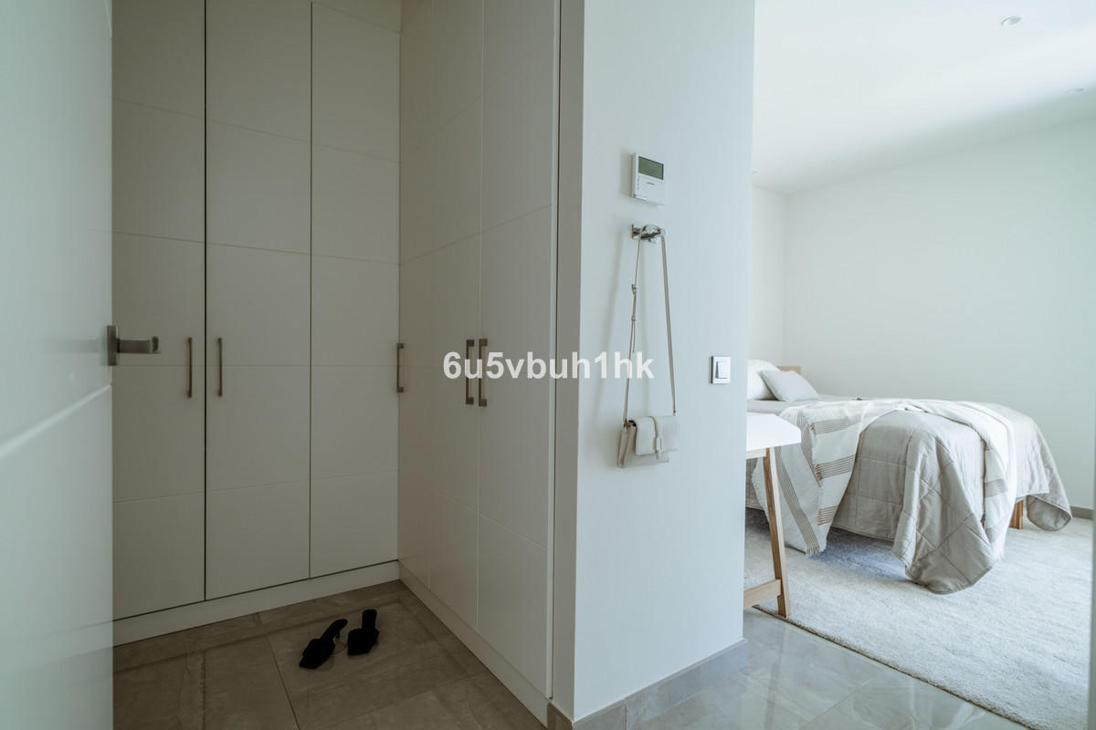 5 Bed Townhouse for sale in Estepona Costa Del Sol, Málaga, Spain