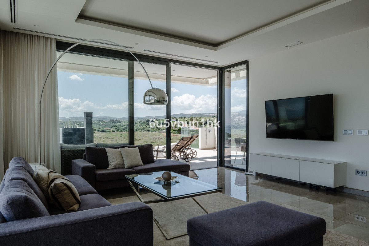 5 Bed Townhouse for sale in Estepona Costa Del Sol, Málaga, Spain