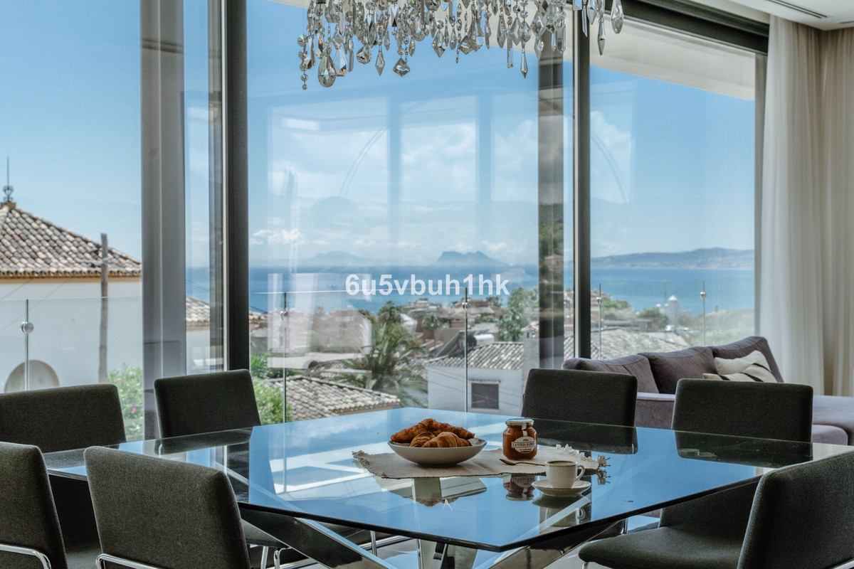 5 Bed Townhouse for sale in Estepona Costa Del Sol, Málaga, Spain
