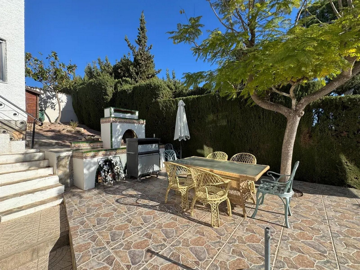 Se vende Villa - Chalet de 5 dormitorios en Costa Blanca, Alicante, España