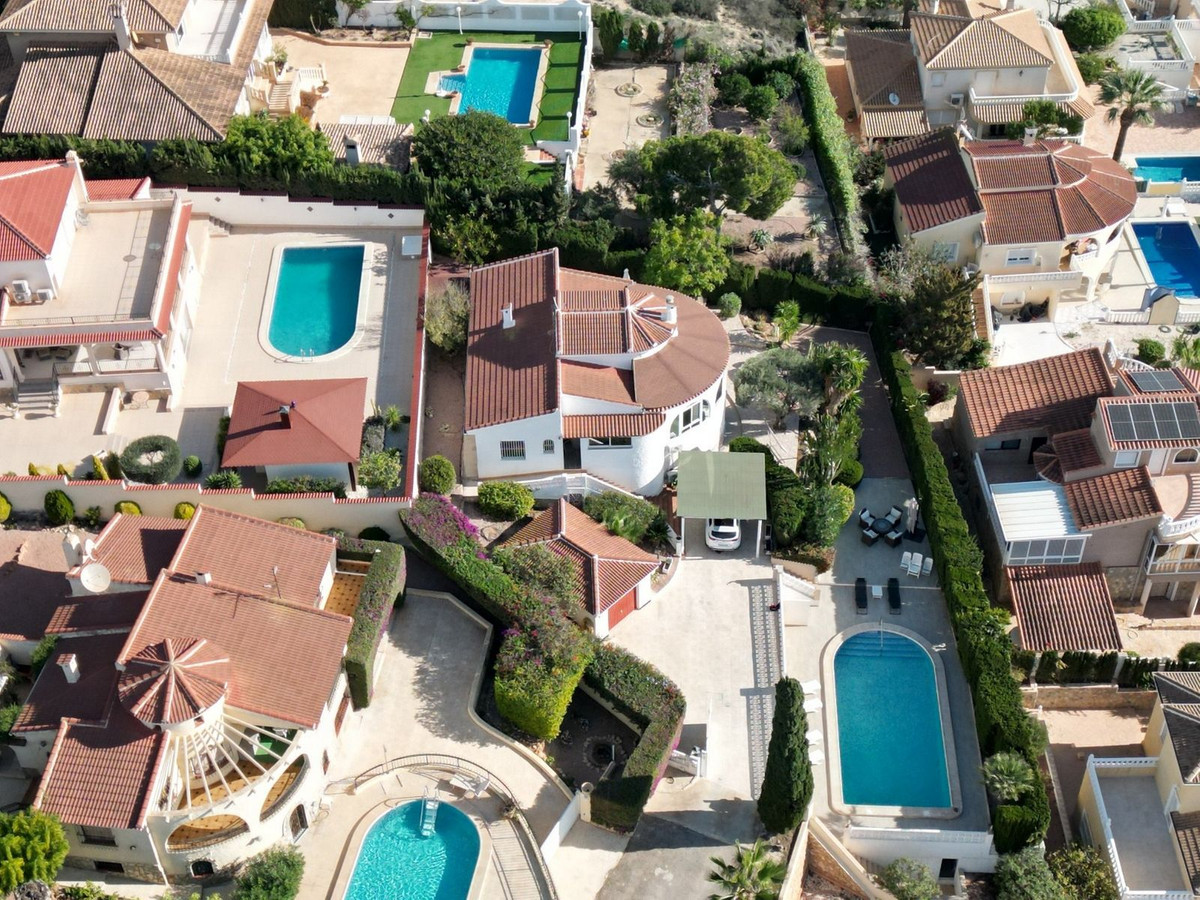 Se vende Villa - Chalet de 5 dormitorios en Costa Blanca, Alicante, España