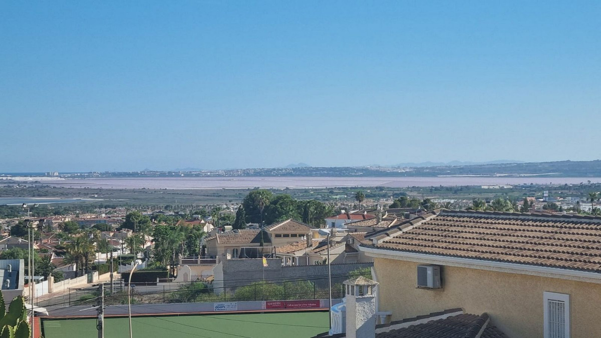 Se vende Villa - Chalet de 5 dormitorios en Costa Blanca, Alicante, España