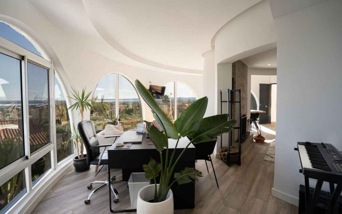 Se vende Villa - Chalet de 5 dormitorios en Costa Blanca, Alicante, España
