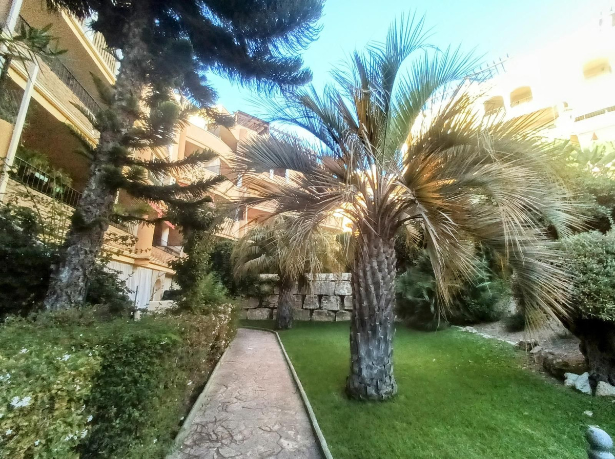 2 Bed Apartment for sale in Riviera Del Sol Costa Del Sol, Málaga, Spain