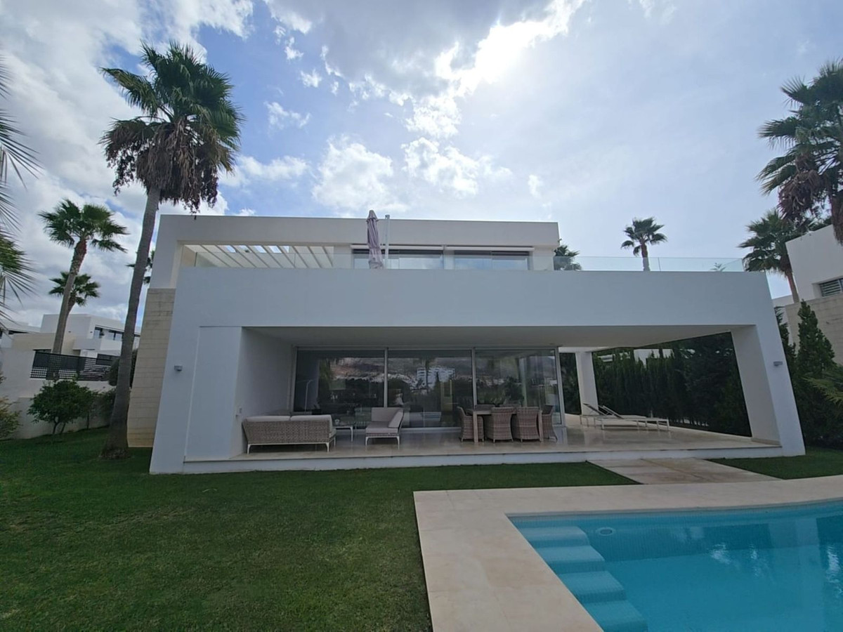 3 Bed Townhouse for sale in Río Real Costa Del Sol, Málaga, Spain