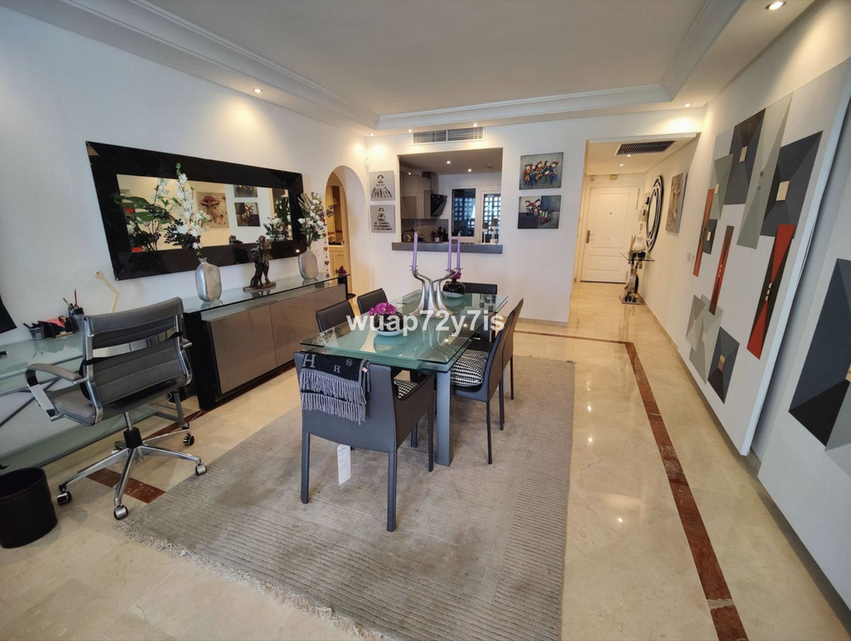 2 Bed Apartment for sale in Puerto Banús Costa Del Sol, Málaga, Spain