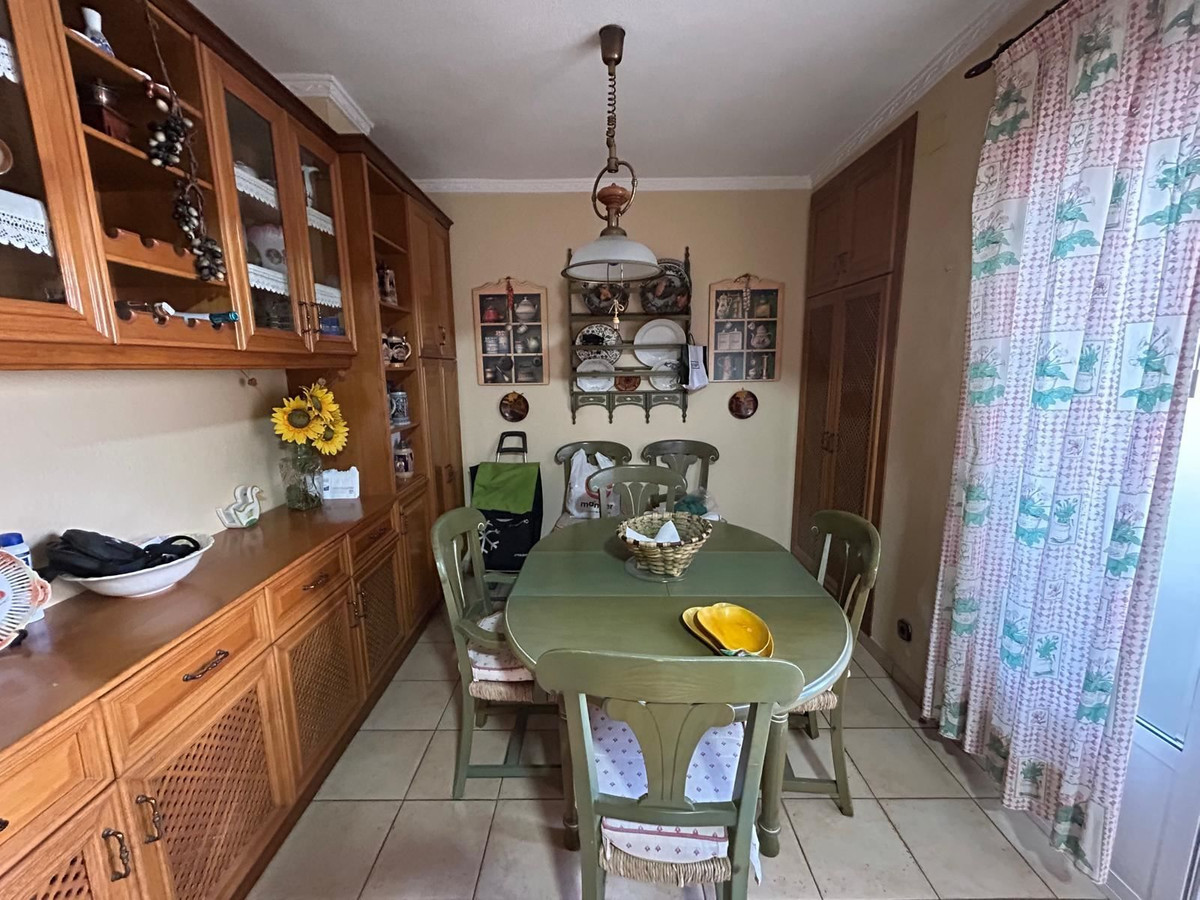 Se vende Apartamento Planta Media de 4 dormitorios en Costa Blanca, Alicante, España