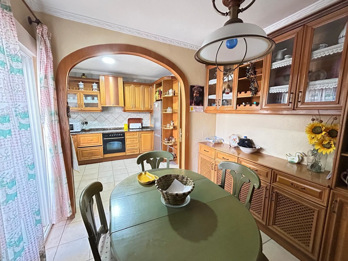 Se vende Apartamento Planta Media de 4 dormitorios en Costa Blanca, Alicante, España