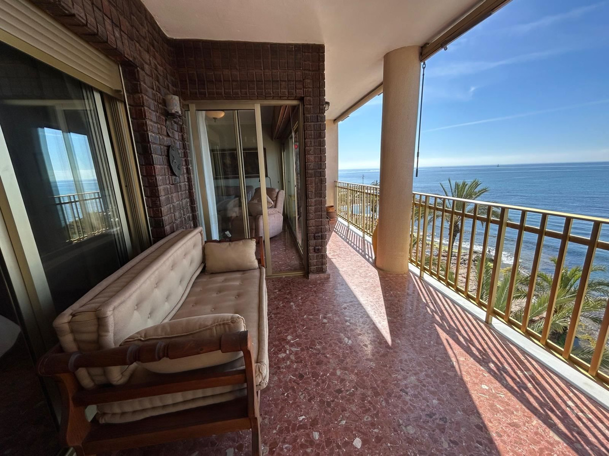 Se vende Apartamento Planta Media de 4 dormitorios en Costa Blanca, Alicante, España