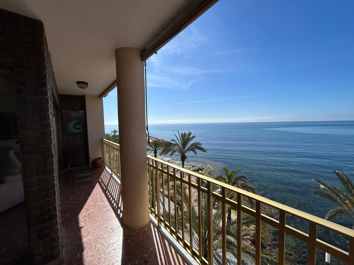 Se vende Apartamento Planta Media de 4 dormitorios en Costa Blanca, Alicante, España