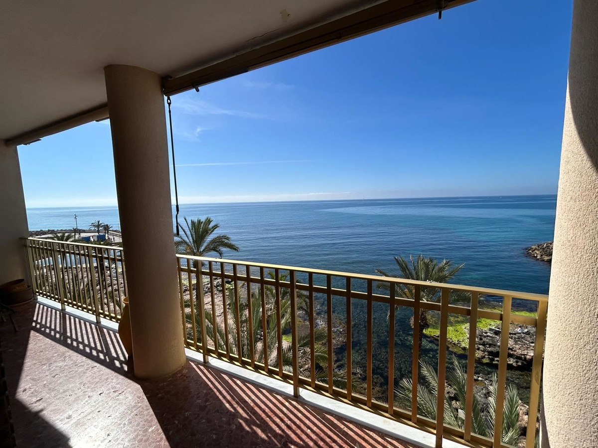 Se vende Apartamento Planta Media de 4 dormitorios en Costa Blanca, Alicante, España