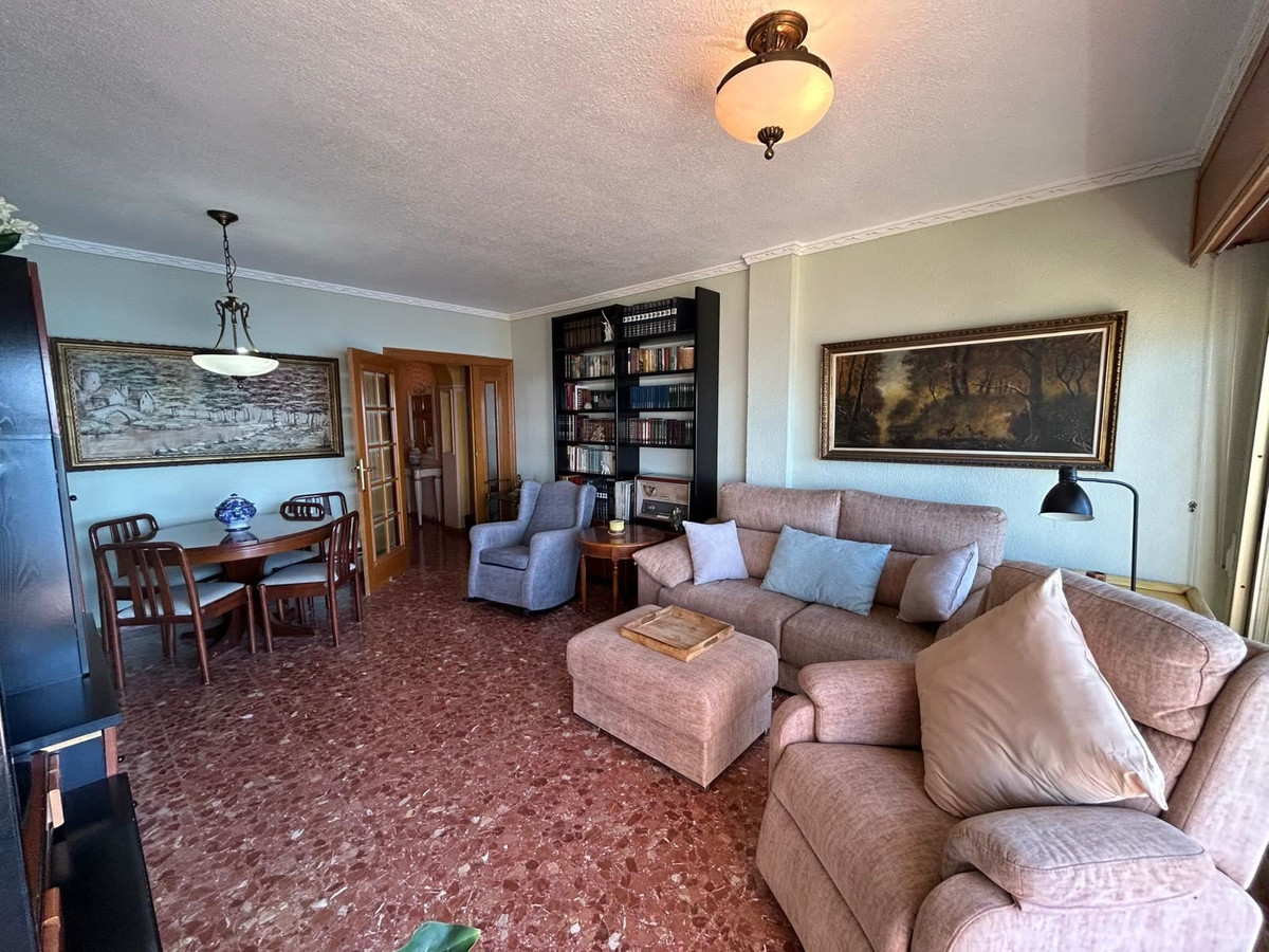 Se vende Apartamento Planta Media de 4 dormitorios en Costa Blanca, Alicante, España