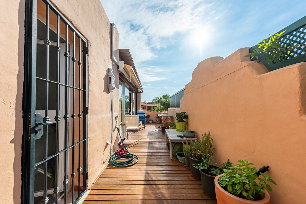 Se vende Pareada de 3 dormitorios en Costa Del Sol, Málaga, España