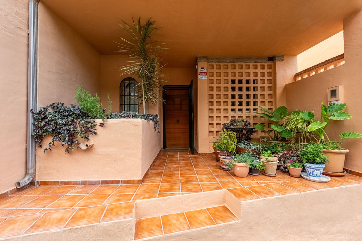 Se vende Pareada de 3 dormitorios en Costa Del Sol, Málaga, España