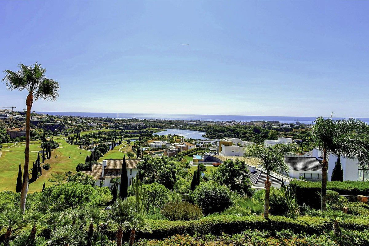 Se vende Apartamento Planta Media de 3 dormitorios en Costa Del Sol, Málaga, España