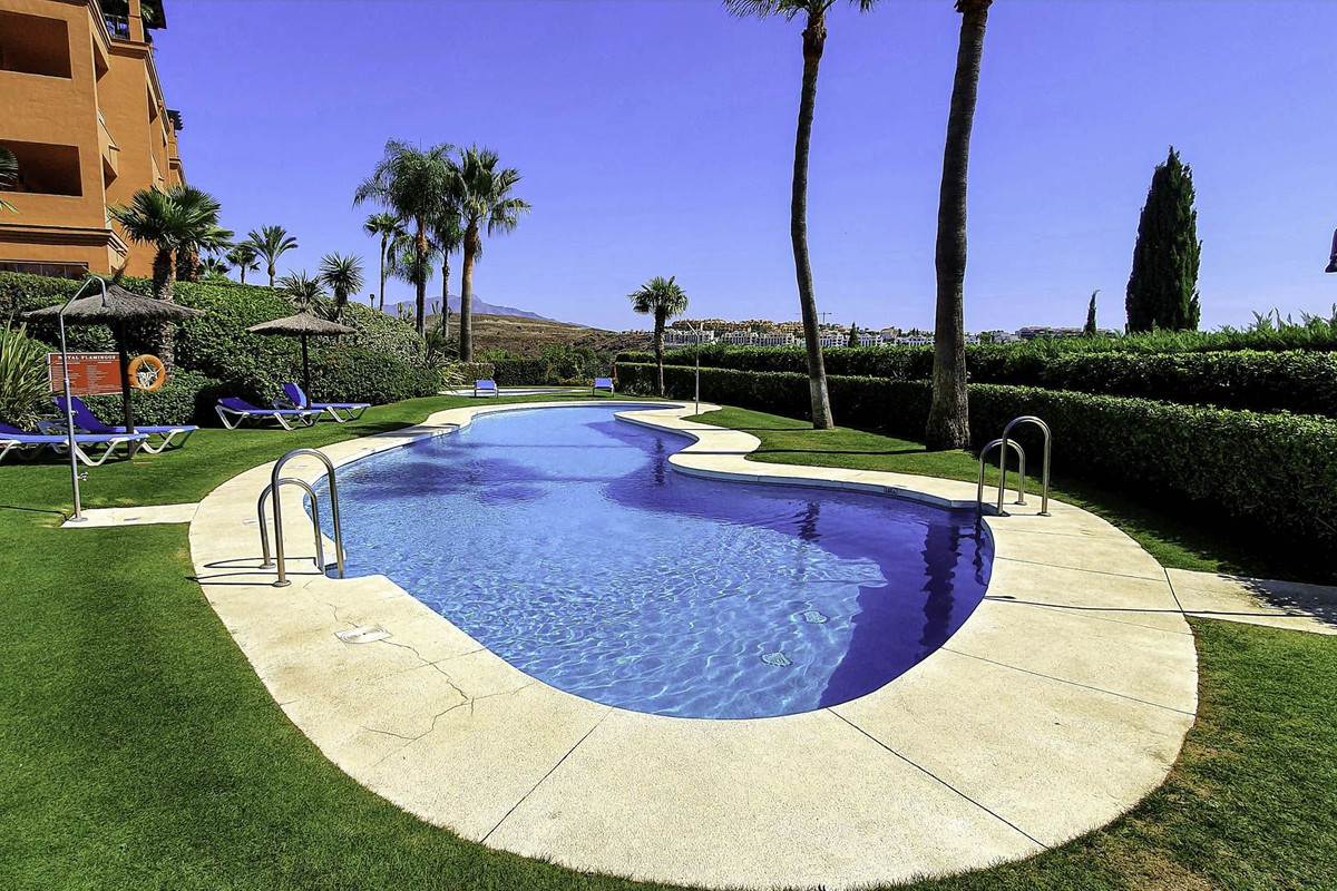 Se vende Apartamento Planta Media de 3 dormitorios en Costa Del Sol, Málaga, España