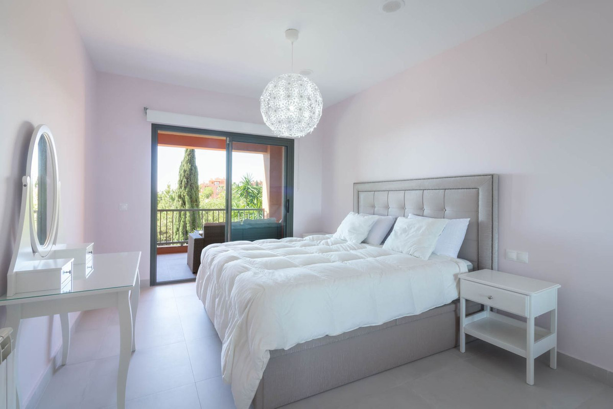Se vende Apartamento Planta Media de 3 dormitorios en Costa Del Sol, Málaga, España