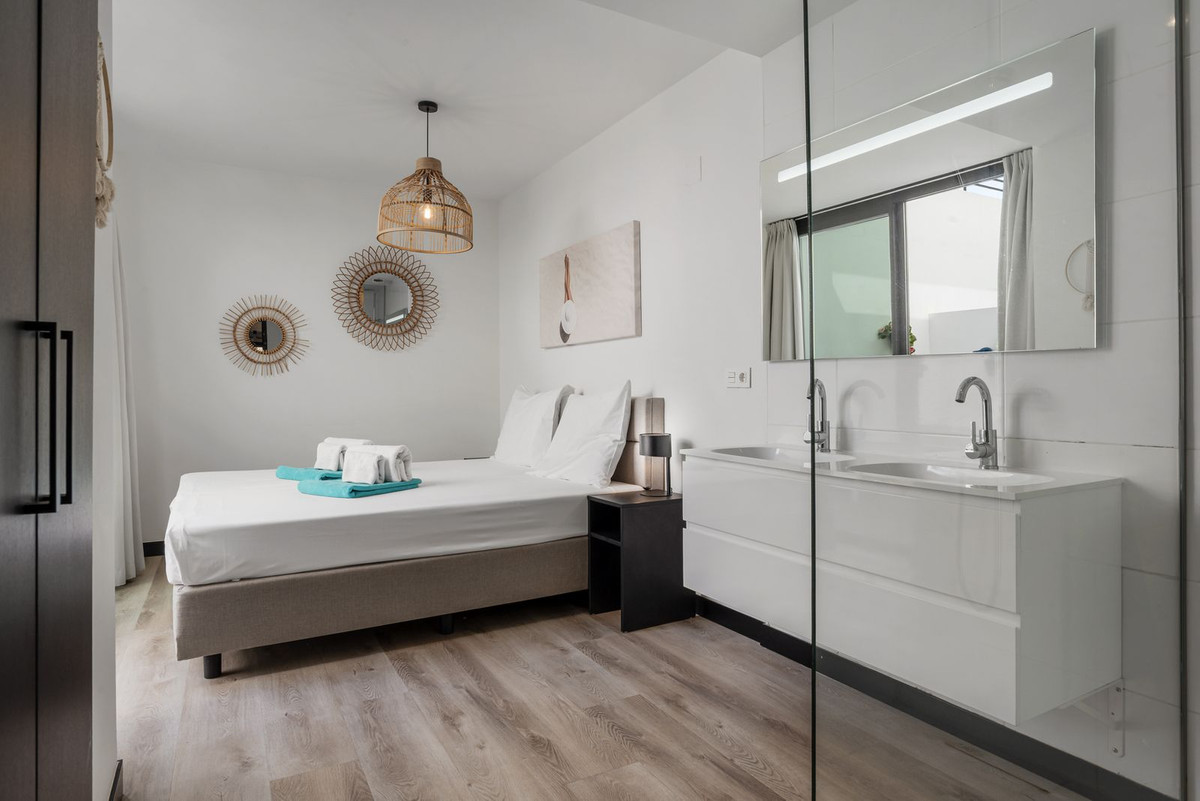Se vende Apartamento Planta Baja de 2 dormitorios en Costa Del Sol, Málaga, España