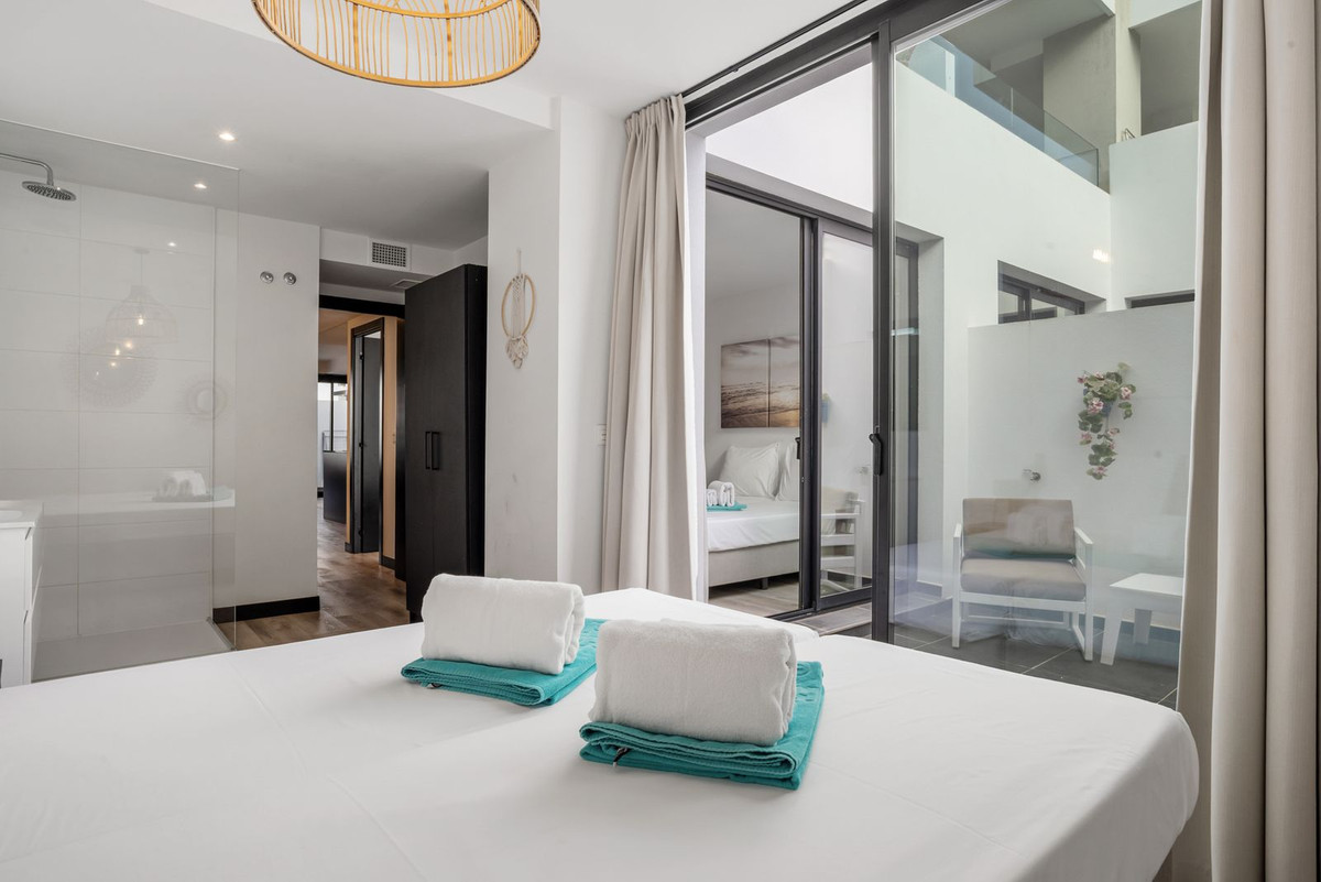 Se vende Apartamento Planta Baja de 2 dormitorios en Costa Del Sol, Málaga, España