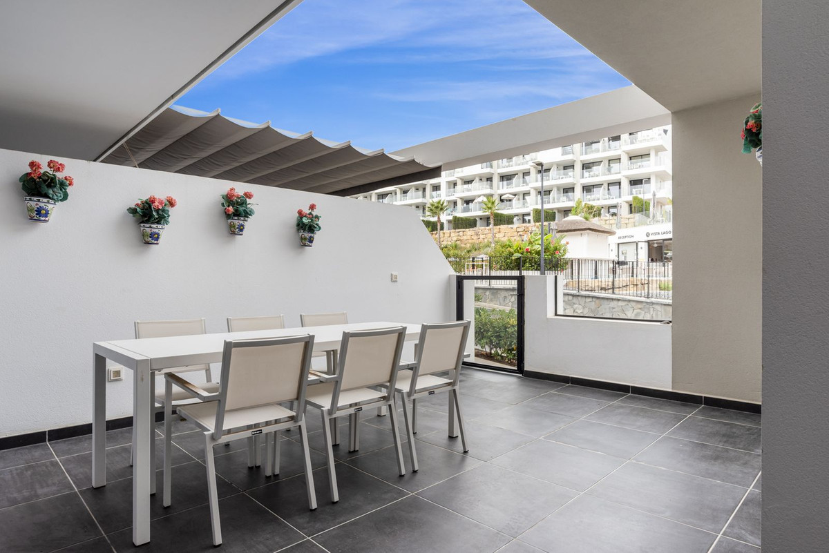 Se vende Apartamento Planta Baja de 2 dormitorios en Costa Del Sol, Málaga, España