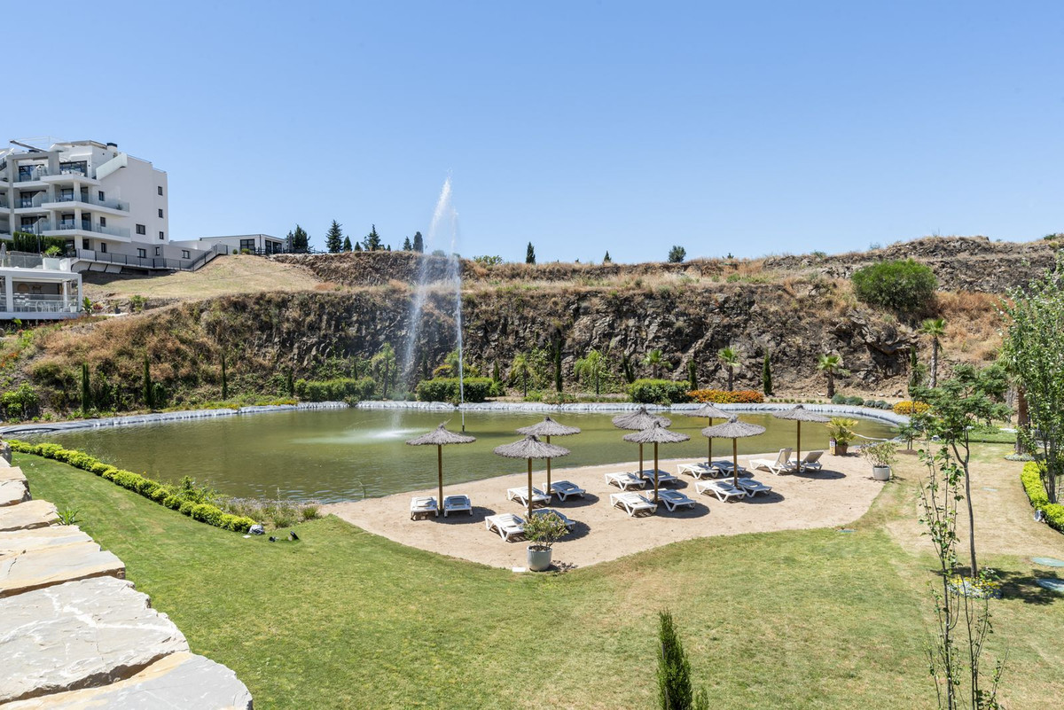 Se vende Apartamento Planta Baja de 2 dormitorios en Costa Del Sol, Málaga, España
