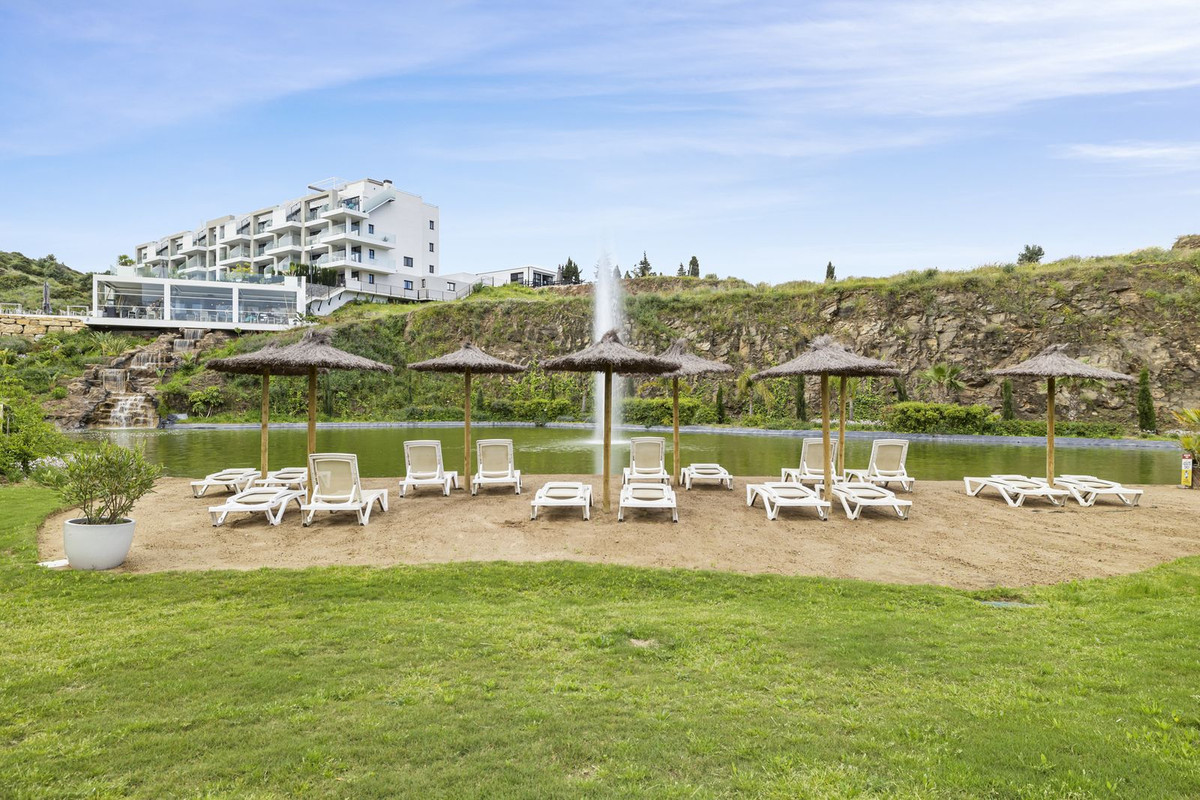 Se vende Apartamento Planta Baja de 2 dormitorios en Costa Del Sol, Málaga, España
