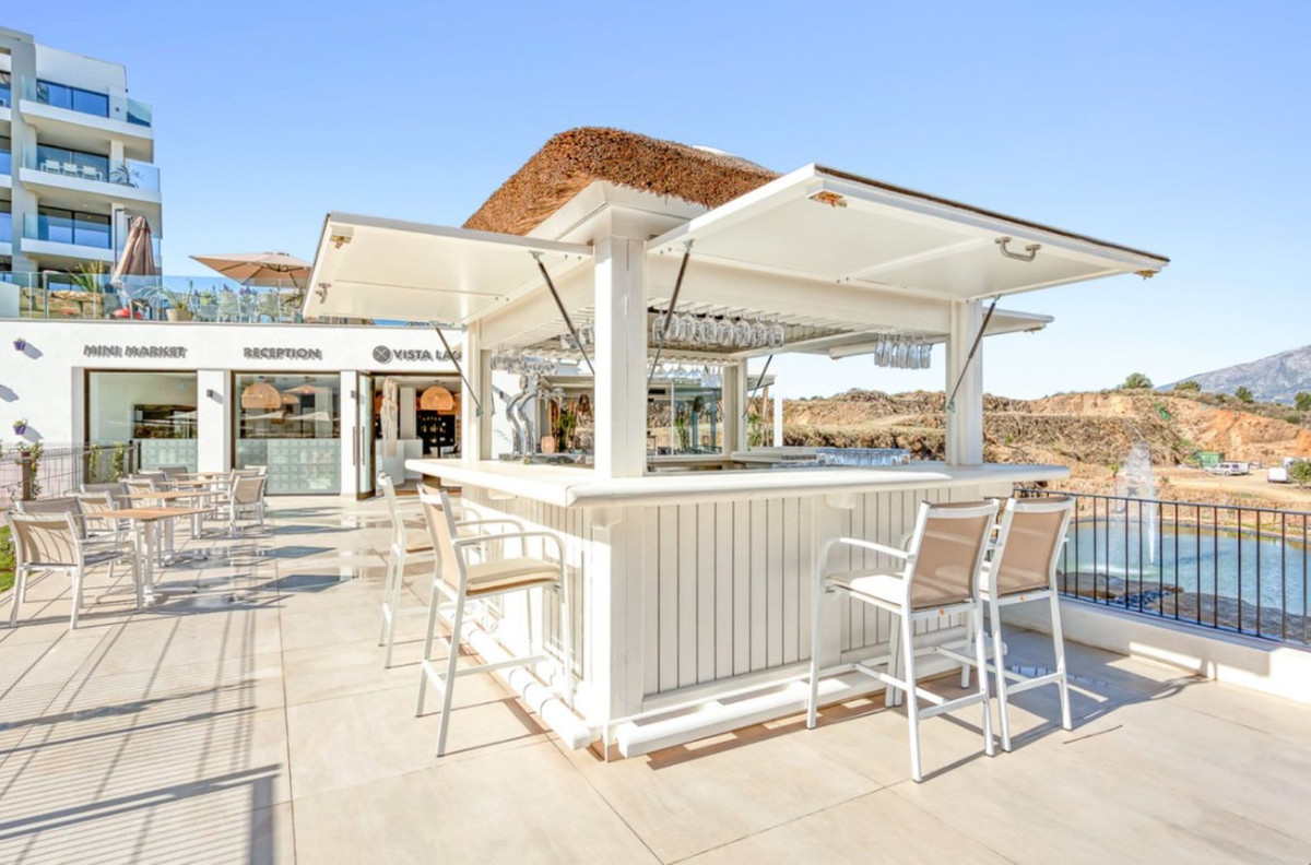 Se vende Apartamento Planta Baja de 2 dormitorios en Costa Del Sol, Málaga, España