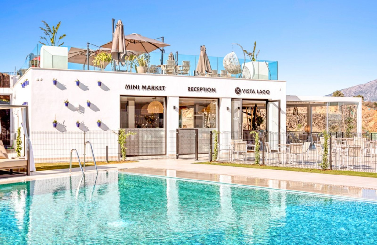 Se vende Apartamento Planta Baja de 2 dormitorios en Costa Del Sol, Málaga, España