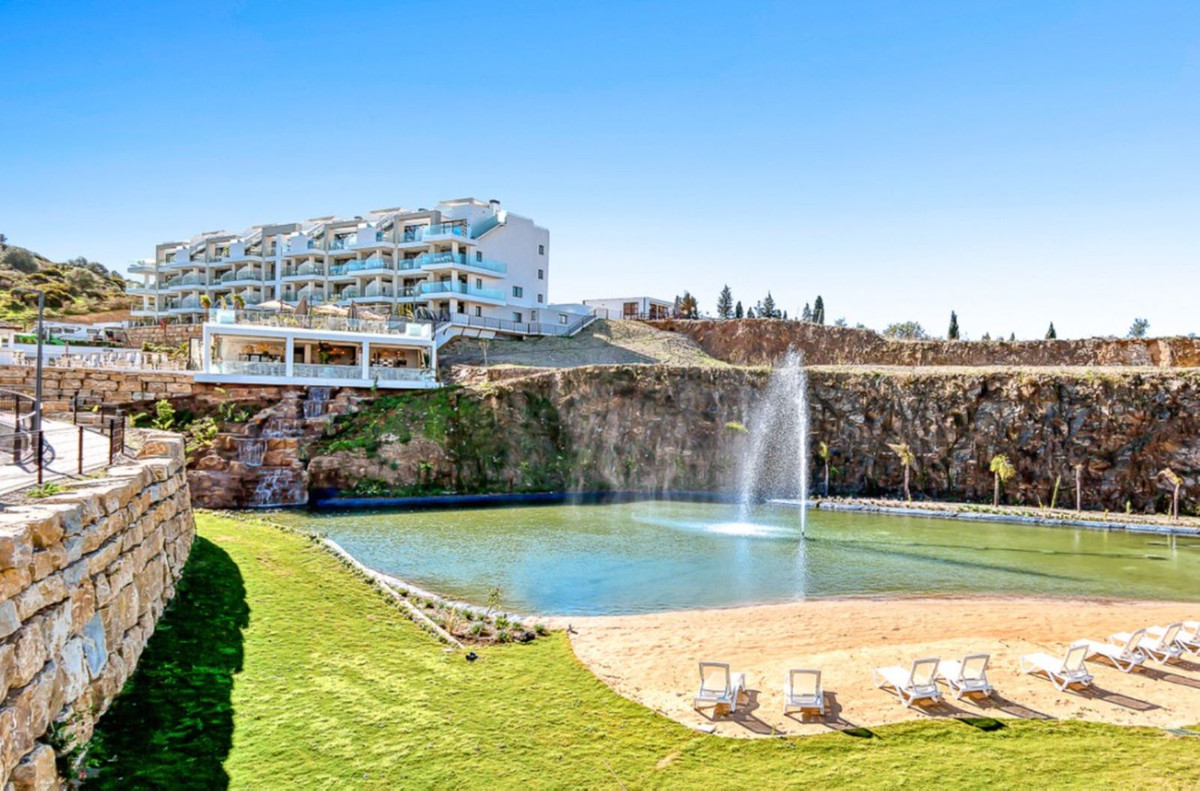 Se vende Apartamento Planta Baja de 2 dormitorios en Costa Del Sol, Málaga, España