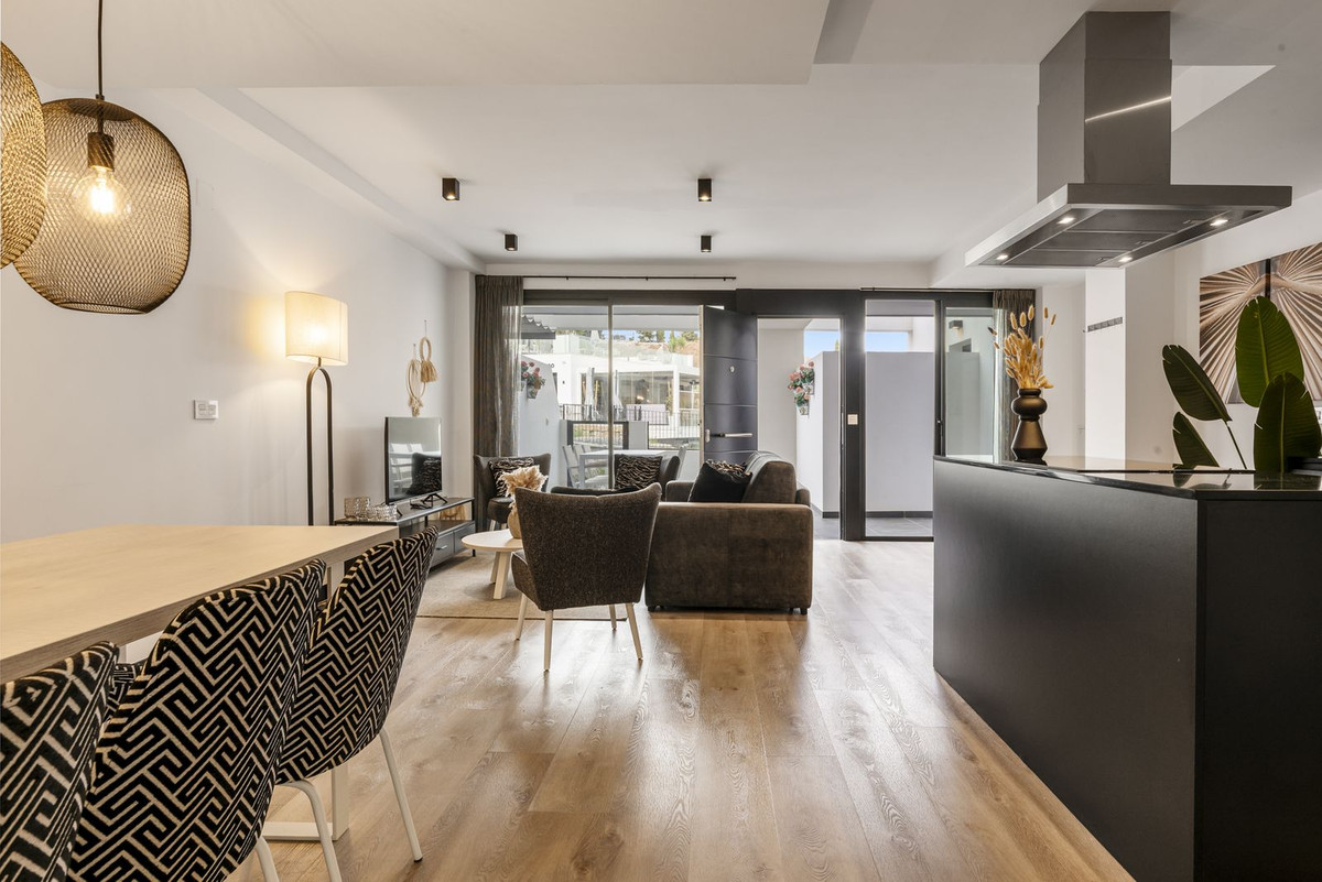 Se vende Apartamento Planta Baja de 2 dormitorios en Costa Del Sol, Málaga, España