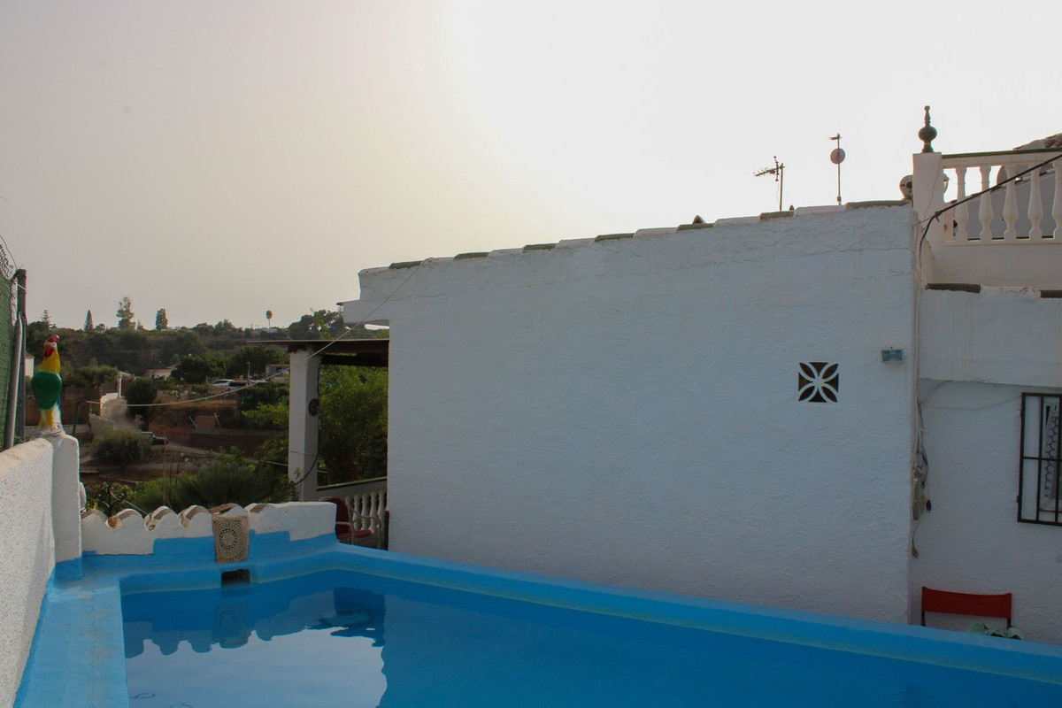 4 Bed Townhouse for sale in Nerja Costa Del Sol East, Málaga, Spain