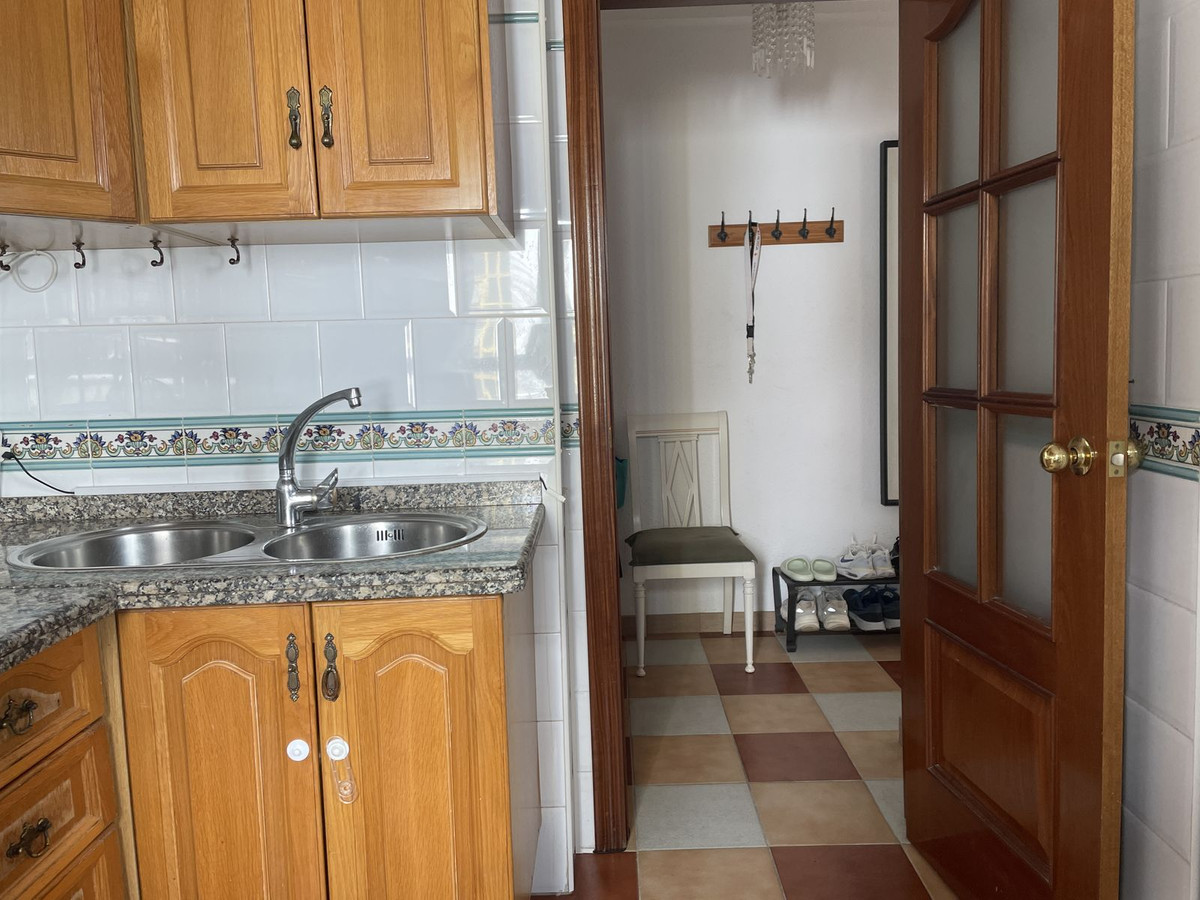 Se vende Apartamento Planta Media de 2 dormitorios en Costa Del Sol, Málaga, España