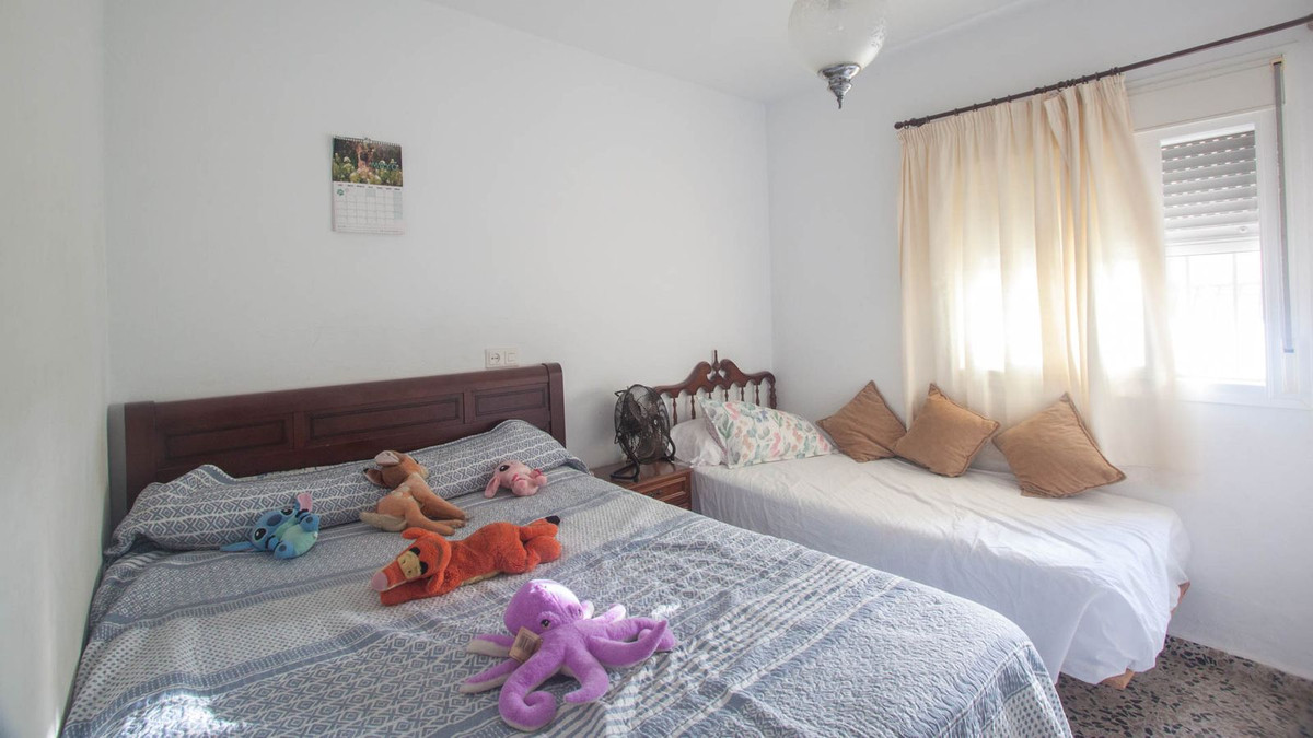 Se vende Finca - Cortijo de 3 dormitorios en Costa Del Sol, Málaga, España