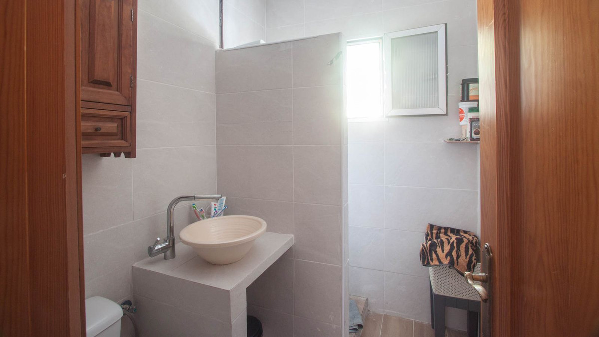Se vende Finca - Cortijo de 3 dormitorios en Costa Del Sol, Málaga, España