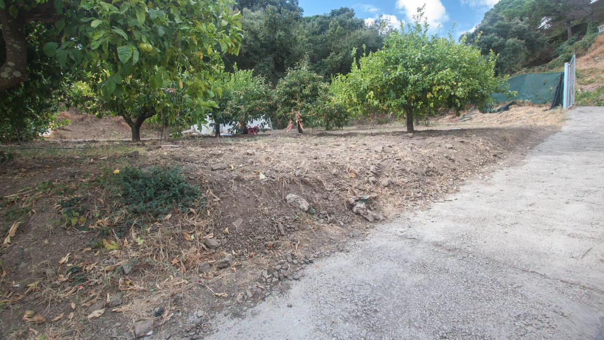 Se vende Finca - Cortijo de 3 dormitorios en Costa Del Sol, Málaga, España