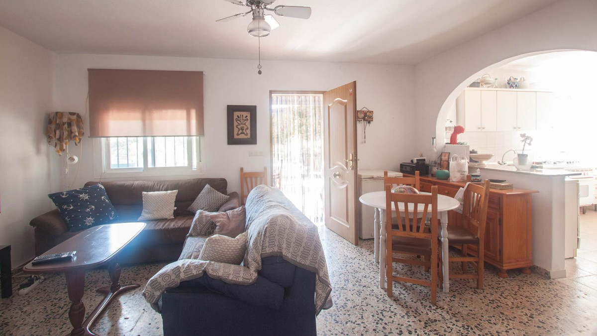 Se vende Finca - Cortijo de 3 dormitorios en Costa Del Sol, Málaga, España
