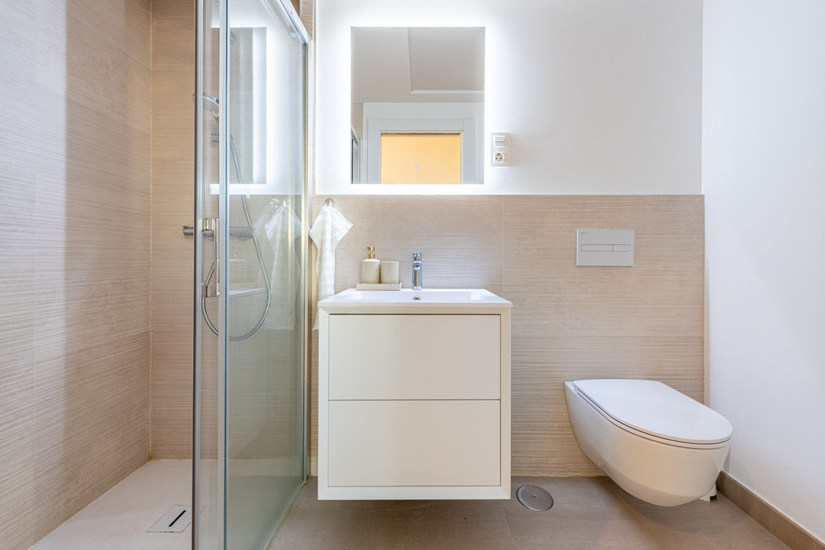 2 Bed Apartment for sale in Carvajal Costa Del Sol, Málaga, Spain