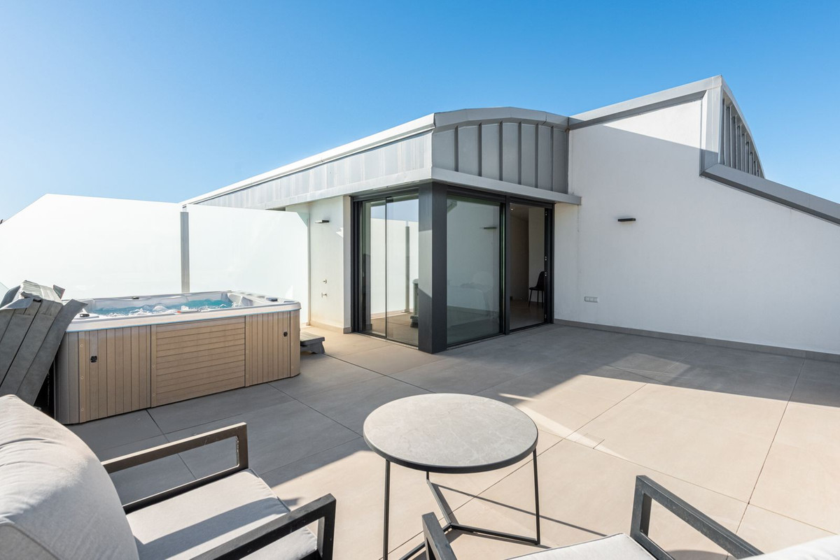 2 Bed Apartment for sale in Carvajal Costa Del Sol, Málaga, Spain